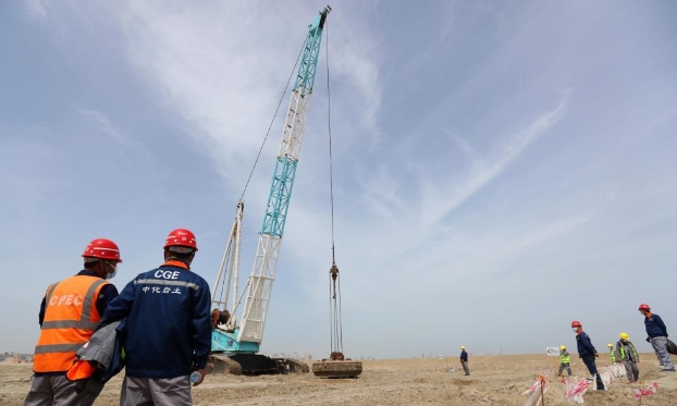 中企承建埃及阿布基爾集裝箱碼頭陸上施工正式啟動(dòng)(高清組圖)