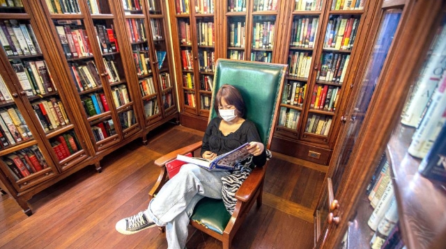 走進圖書館——泰國尼爾森·海斯圖書館