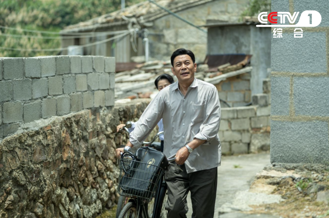 山海逐夢共譜新篇 電視劇《那山那?！费胍唤裢硎撞?></a>
				<h1><a href=