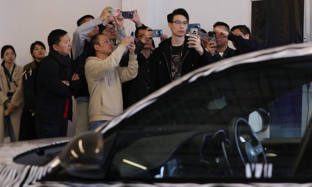 榮耀推出眼動控車技術（高清組圖）