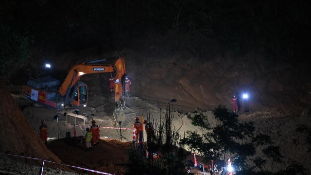 廣東梅大高速茶陽路段塌方災(zāi)害已致48人死亡
