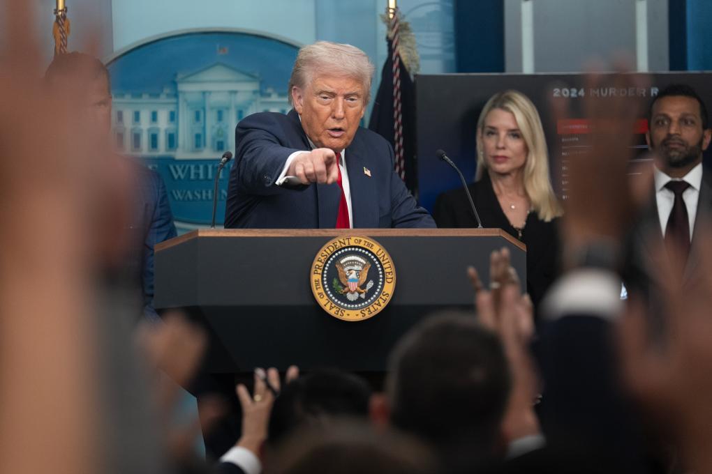 特朗普給美俄會晤“降調(diào)” 烏克蘭要“明確安全保障”