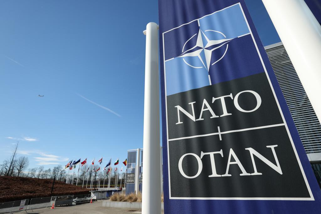 德國(guó)宣布向?yàn)蹩颂m提供5億美元軍事援助