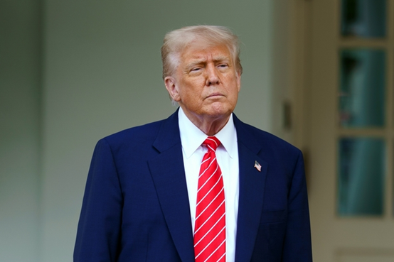 特朗普喊話澤連斯基：放棄克里米亞和加入北約可“立即結(jié)束沖突”