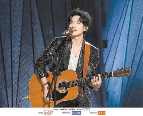 《歌手2025》落幕 陳楚生斬獲年度“歌王”