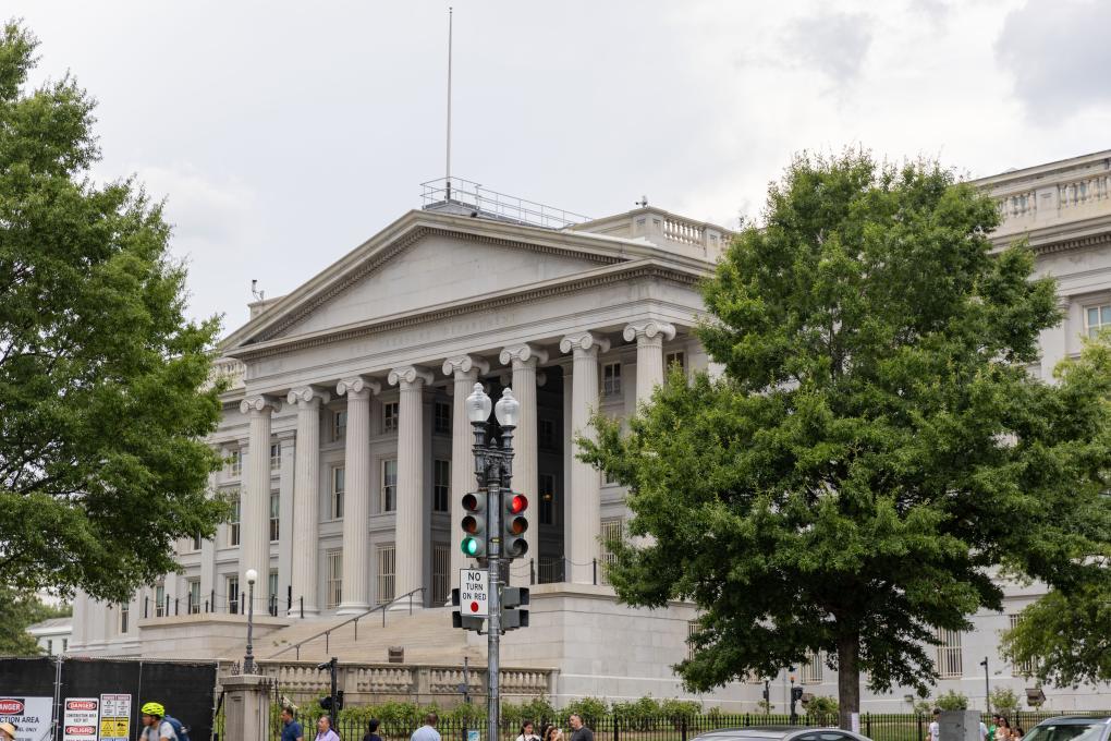 “你被炒了”！特朗普的“報復”接二連三