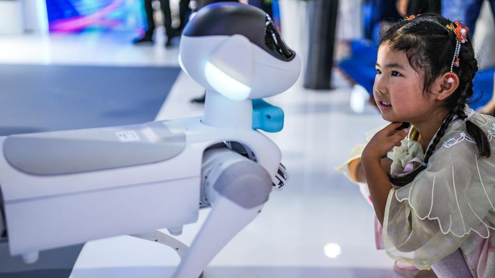 中國“人工智能+”加速賦能千行百業