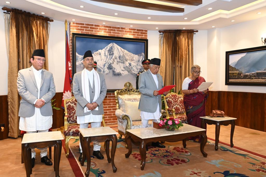 卡爾基就任臨時政府總理 尼泊爾首都局勢趨穩