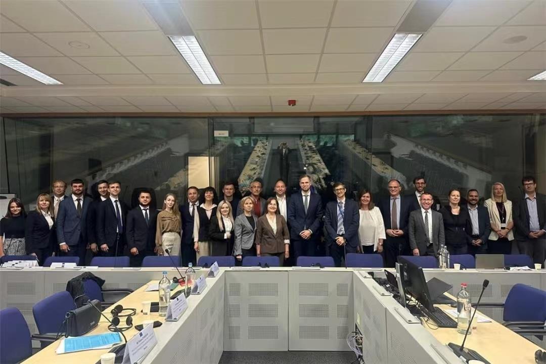 烏克蘭加入歐盟談判審查全部結束