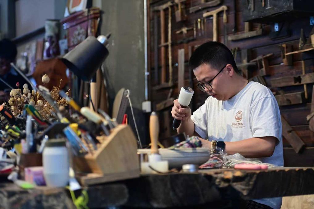 砥礪奮進(jìn)七十載 天山南北譜華章丨伊犁老城：非遺在文旅融合中守正創(chuàng)新