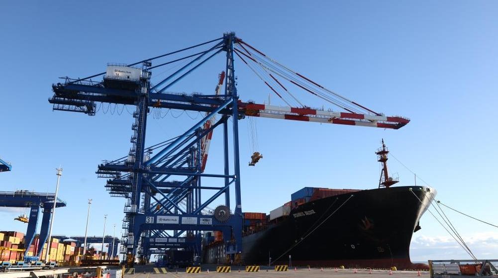 中歐北極快航航線首艘貨船抵達波蘭