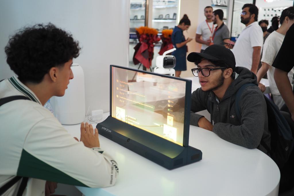 在義烏全球數貿中心，遇見“會思考”的玩具